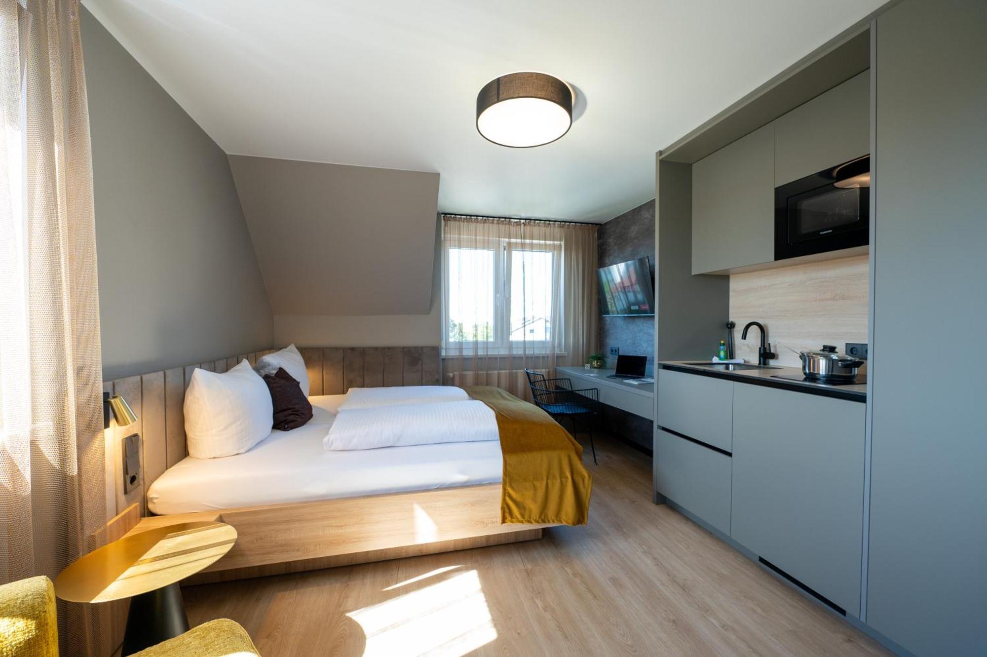 V Business Apartments เบิบลิงเงน ภายนอก รูปภาพ